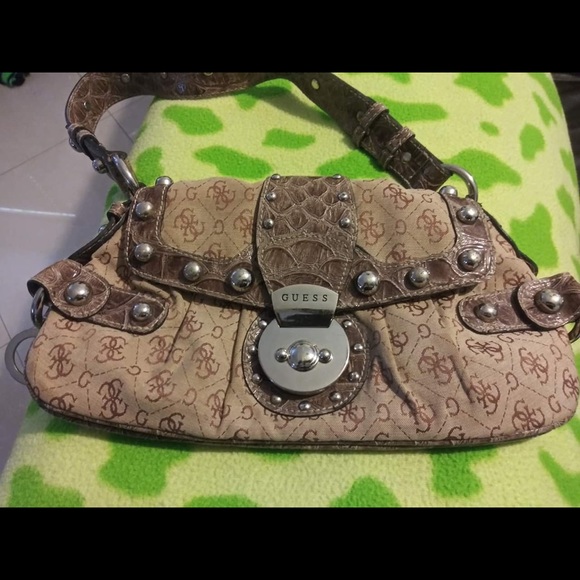 Purses - Picture 3 of 6